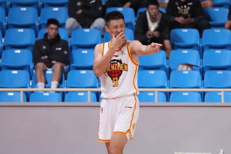 宝刀不老！周鹏高效砍下赛季新高25分，无奈深圳惜败宁波