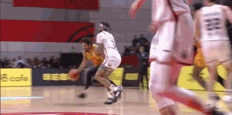 你来我往！南京一波17-2反超7分，江苏回应17-0领先10分